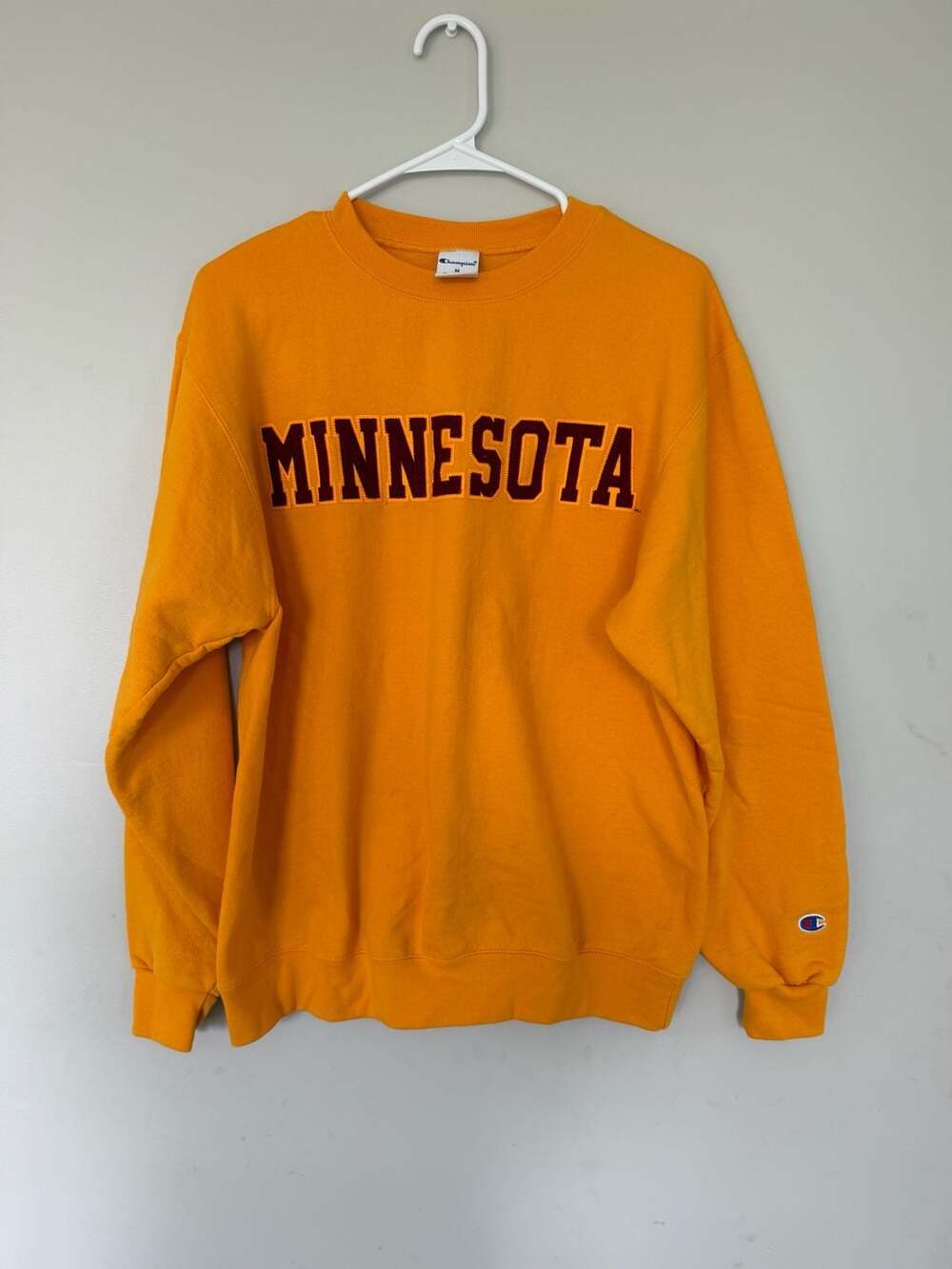 Champion Minnesota Crewneck Sweatshirt Size M Gold